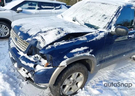 2004 Ford Explorer Eddie Bauer z USA, uszkodzony, nr VIN 1FMDU74W84ZB29744